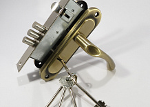 Чиза из Италии с ручкой Чиза из Италии с ручкой