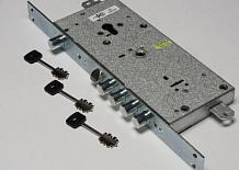 Врезной Cisa с защелкой Врезной Cisa с защелкой